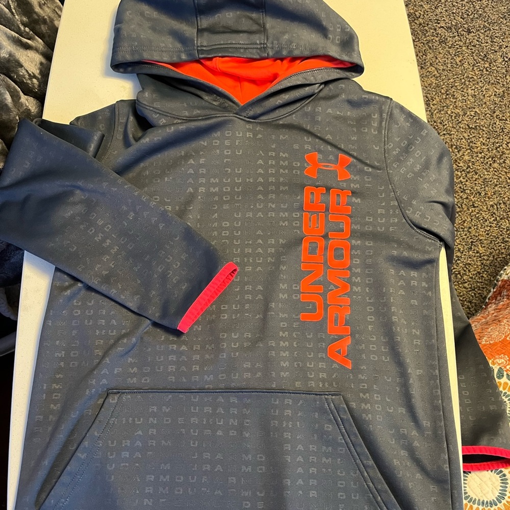 Youth XL Under Armor Hoodie